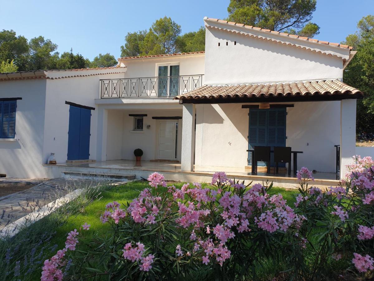 La Bastide Blanche Magnifique Villa 5 Etoiles 5 Chambres Et Piscine Privee Sur 6500 M Var Lorgues Bagian luar foto