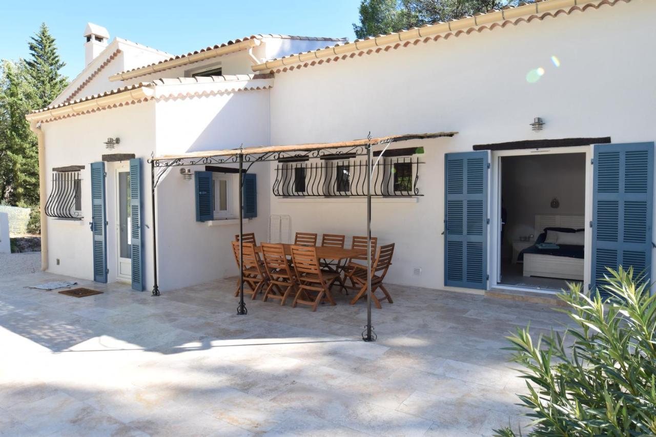 La Bastide Blanche Magnifique Villa 5 Etoiles 5 Chambres Et Piscine Privee Sur 6500 M Var Lorgues Bagian luar foto