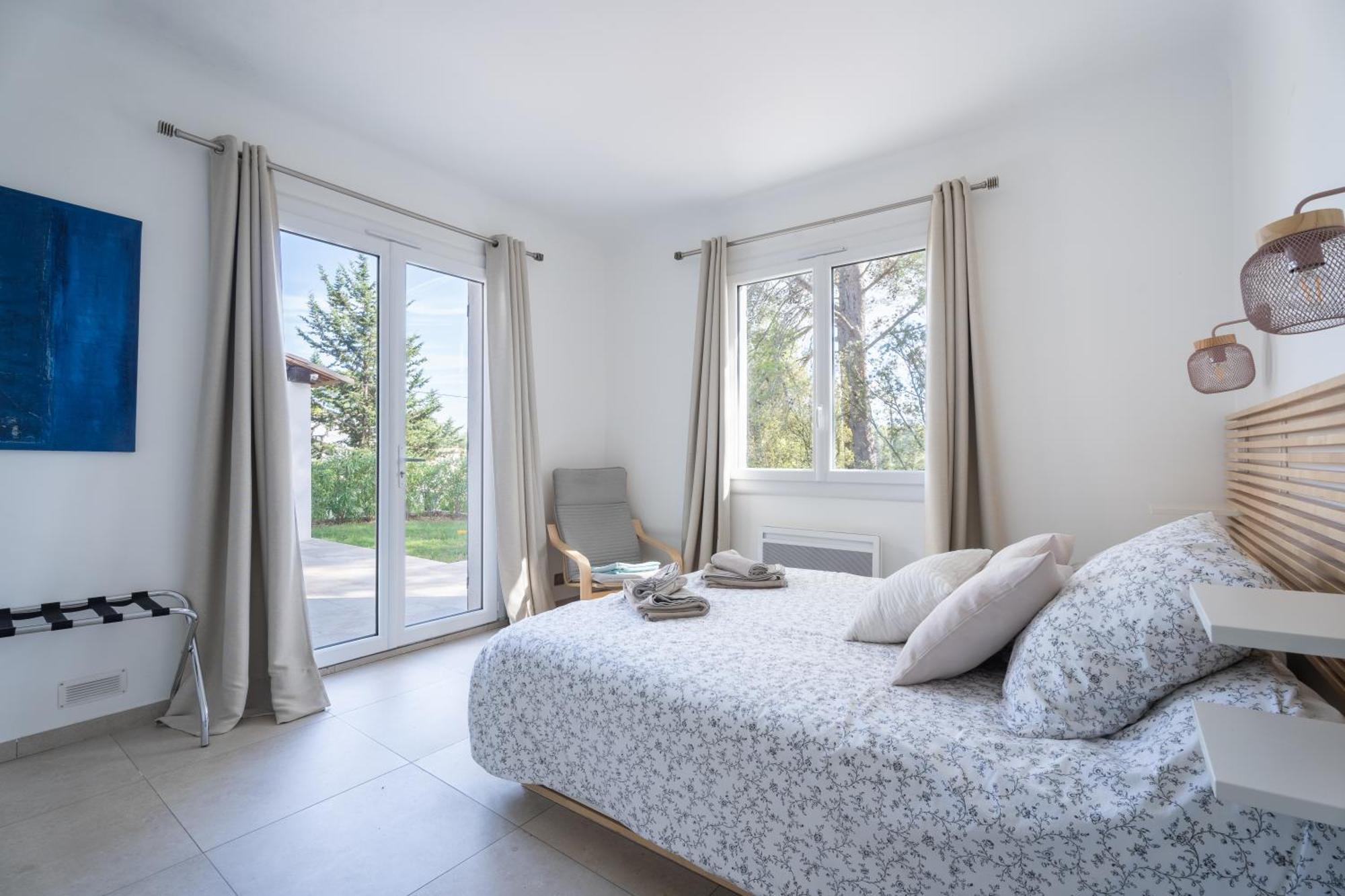 La Bastide Blanche Magnifique Villa 5 Etoiles 5 Chambres Et Piscine Privee Sur 6500 M Var Lorgues Bagian luar foto